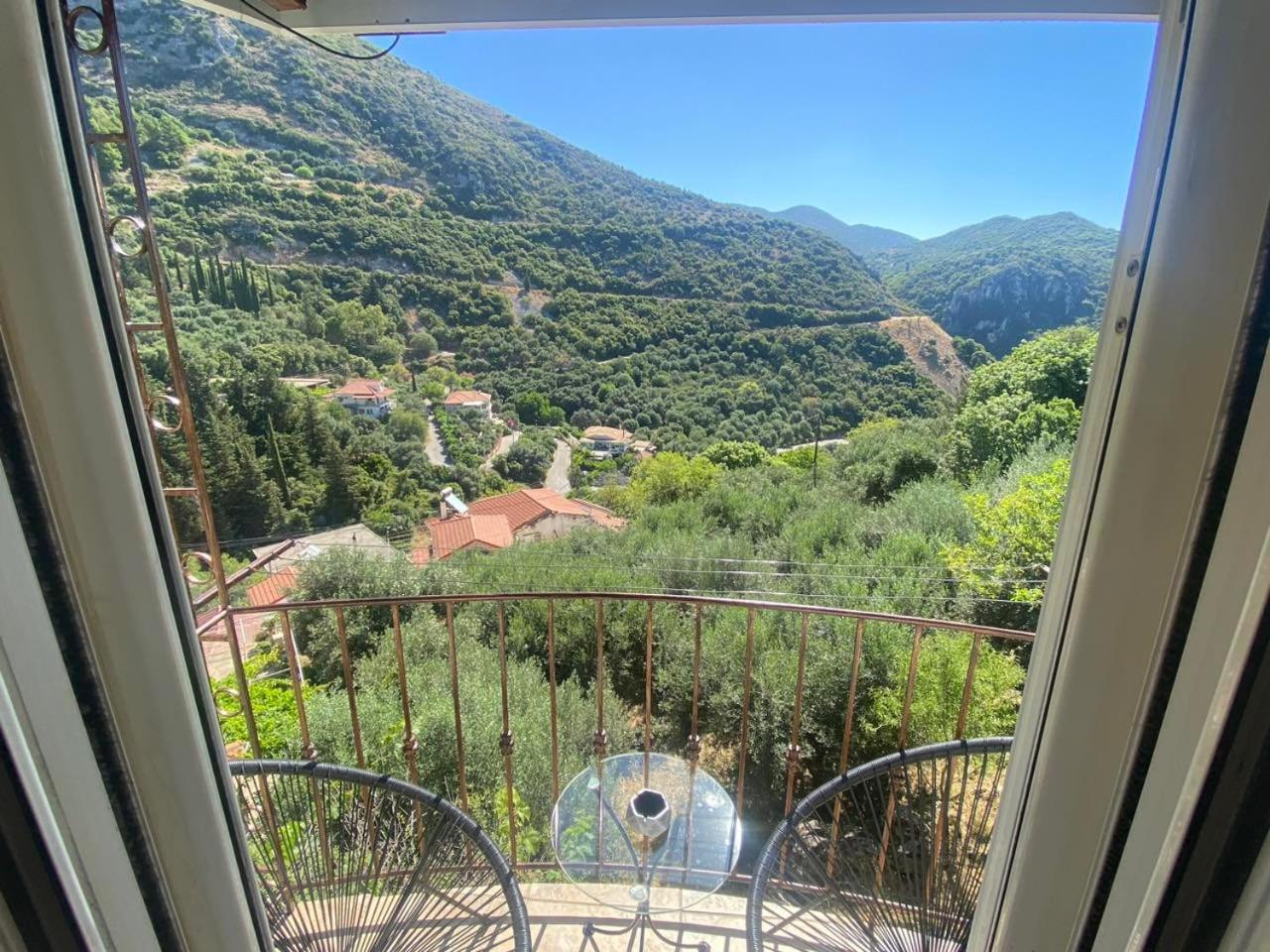 Stefanos House *